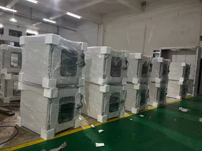 凈化車間傳遞窗成為不可或缺的設備。 凈化車間傳遞窗成為不可或缺的設備。