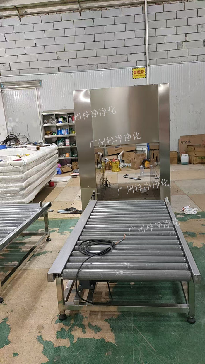 全自動感應(yīng)輸送帶傳遞窗選擇與車間電源電壓匹配的電氣設(shè)備 全自動感應(yīng)輸送帶傳遞窗選擇與車間電源電壓匹配的電氣設(shè)備